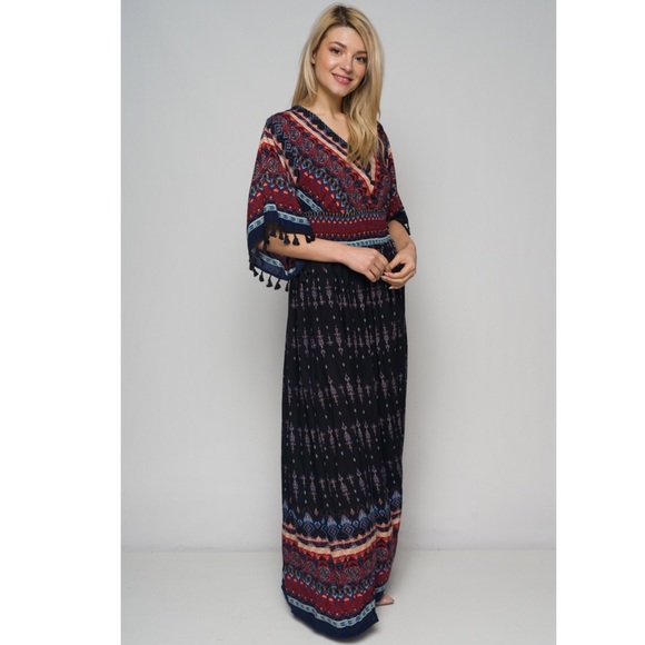 Dresses & Skirts - REDUCED💰 Navy Loose Sleeve Boho Maxi
